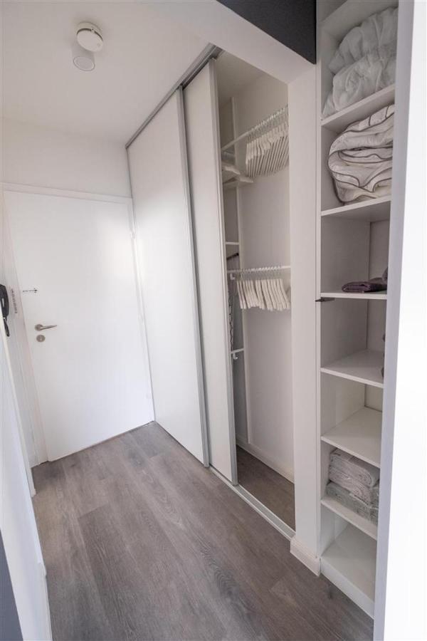 Port 1 - Exklusives City Apartment Бремергафен Екстер'єр фото